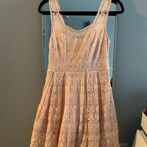 Papaya brand pink lace dress